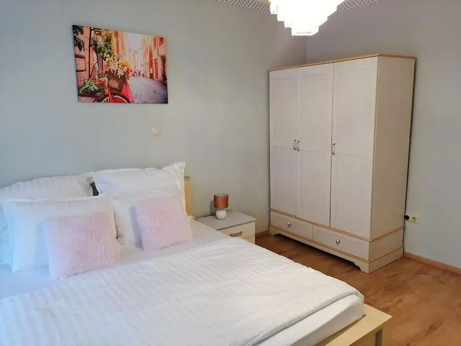 Deak Ferenc Ter Central Apartment Budapest Hungary
